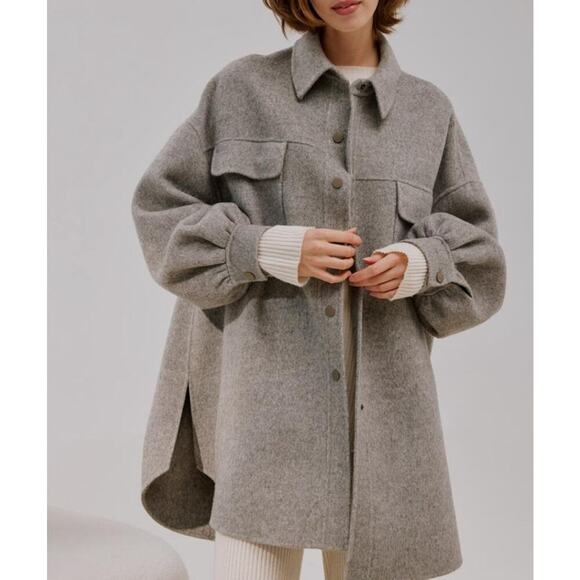 Gentle Herd Oversized Button-down Wool Cashmere Shirt Jacket, Fog Gray size S - Picture 2 of 10